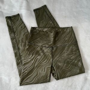 Fabletics green high rise 7/8 legging